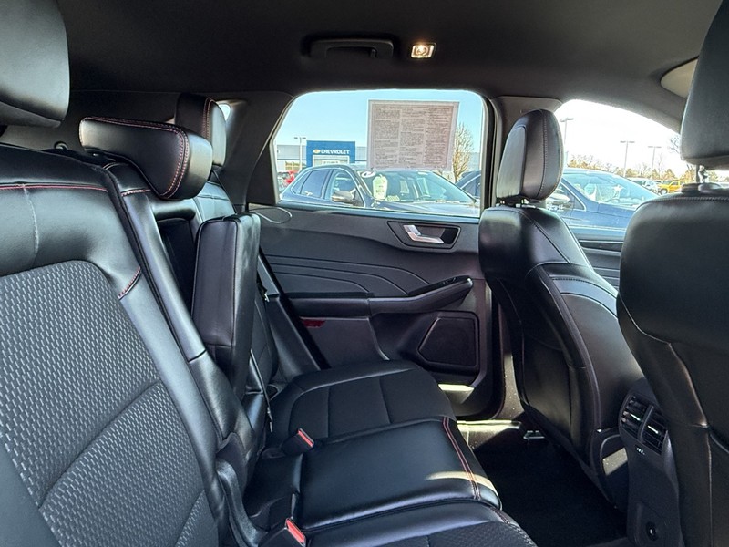 Ford Escape Vehicle Image 10