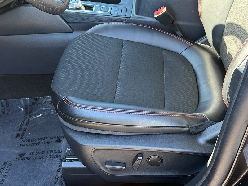 Ford Escape Vehicle Image 21