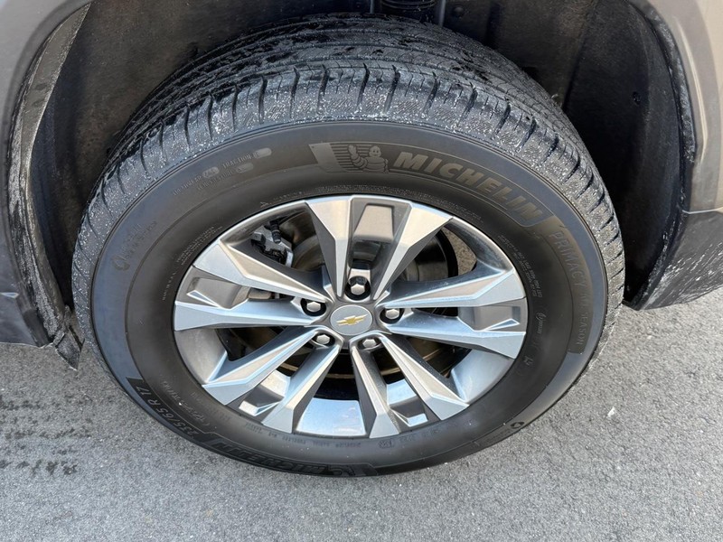 Chevrolet Equinox Vehicle Image 07