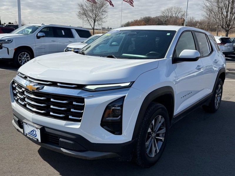 Chevrolet Equinox Vehicle Image 08