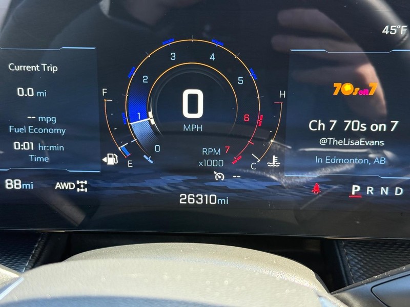 Chevrolet Equinox Vehicle Image 17