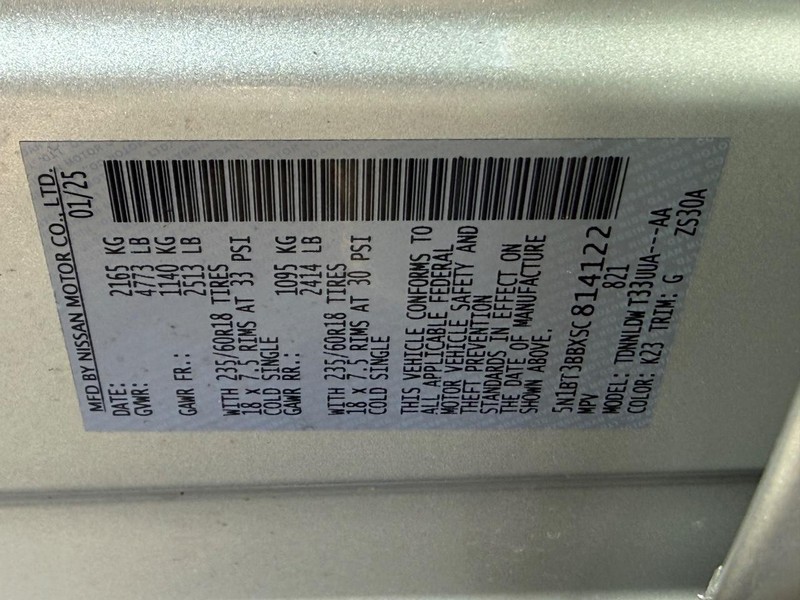 Nissan Rogue Vehicle Image 23