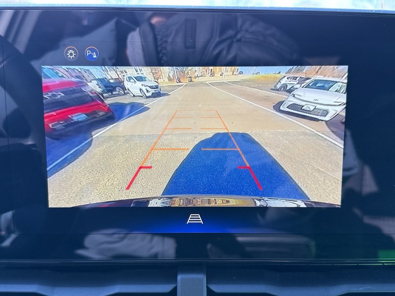 Chevrolet Equinox Vehicle Image 19