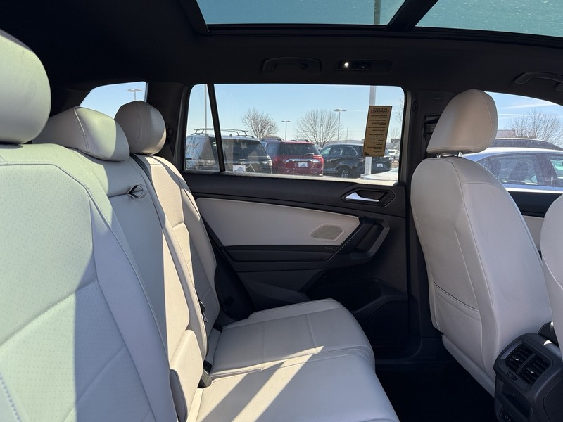 Volkswagen Tiguan Vehicle Image 10