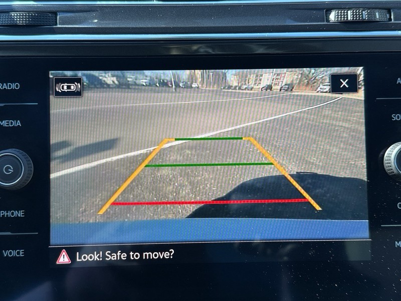 Volkswagen Tiguan Vehicle Image 20