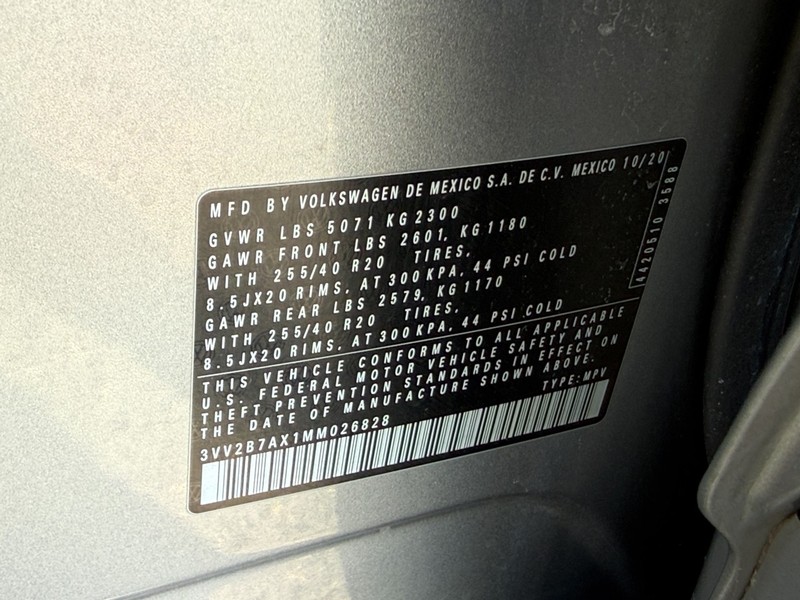 Volkswagen Tiguan Vehicle Image 23