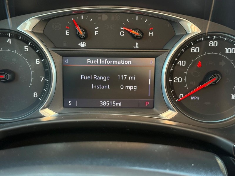 Chevrolet Equinox Vehicle Image 18