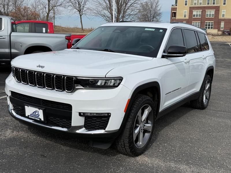 Jeep Grand Cherokee L Vehicle Image 08