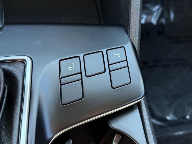 Kia Sportage Vehicle Image 21