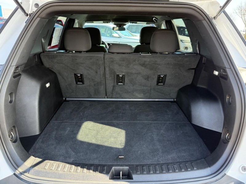 Chevrolet Equinox Vehicle Image 05