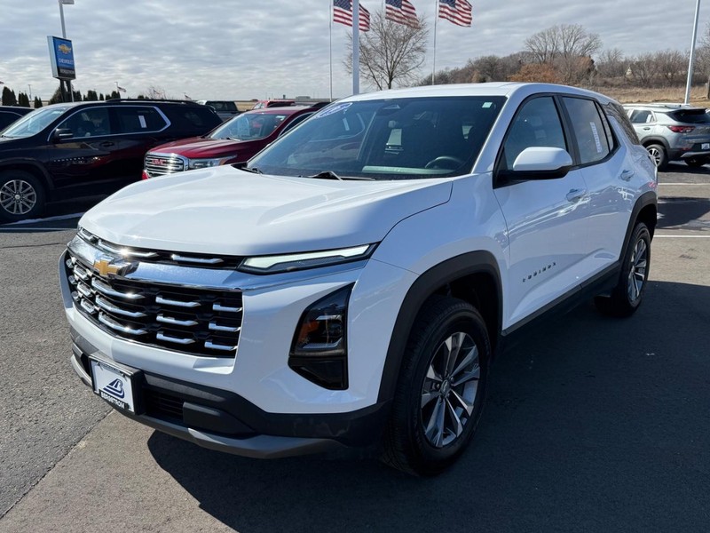 Chevrolet Equinox Vehicle Image 08