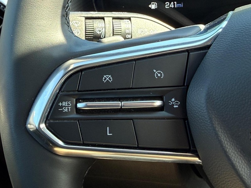 Chevrolet Equinox Vehicle Image 15