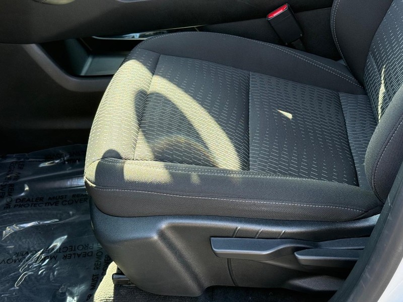 Chevrolet Equinox Vehicle Image 23