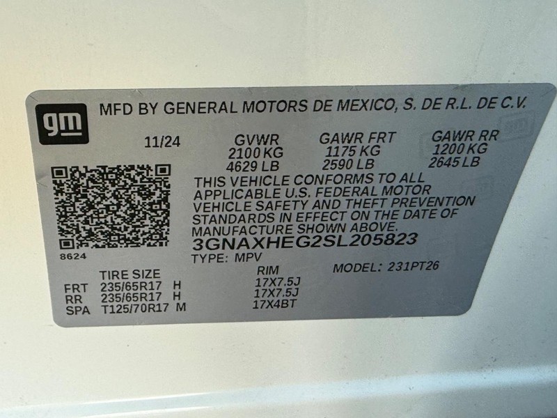 Chevrolet Equinox Vehicle Image 24