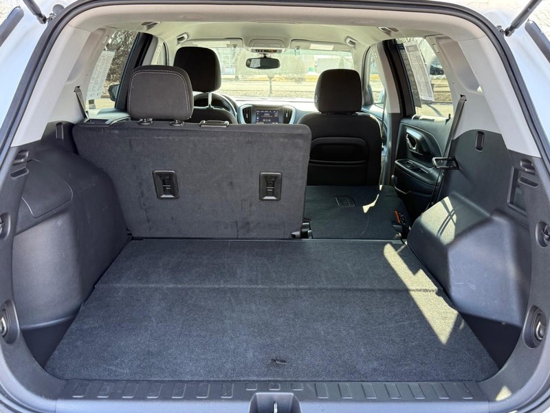 GMC Terrain Vehicle Image 05