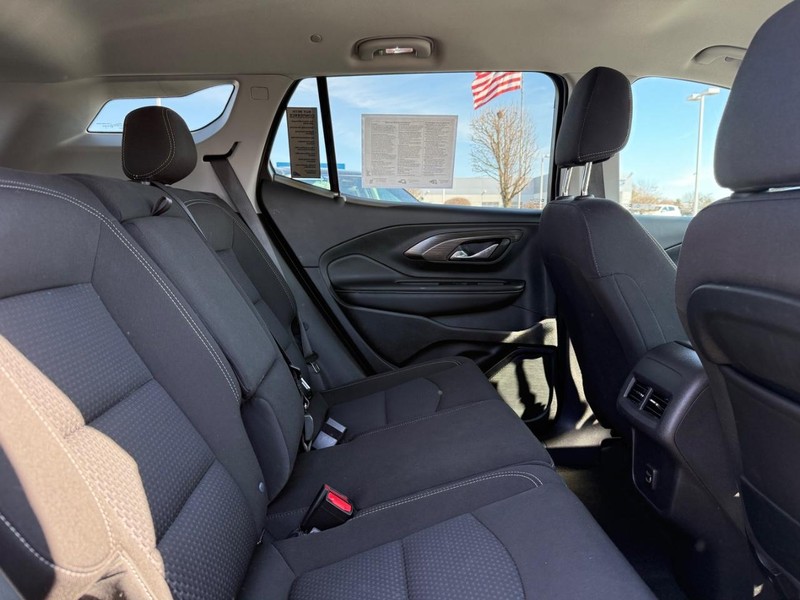 GMC Terrain Vehicle Image 10