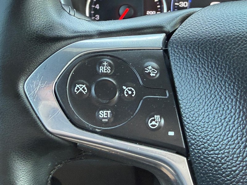 Chevrolet Traverse Vehicle Image 16