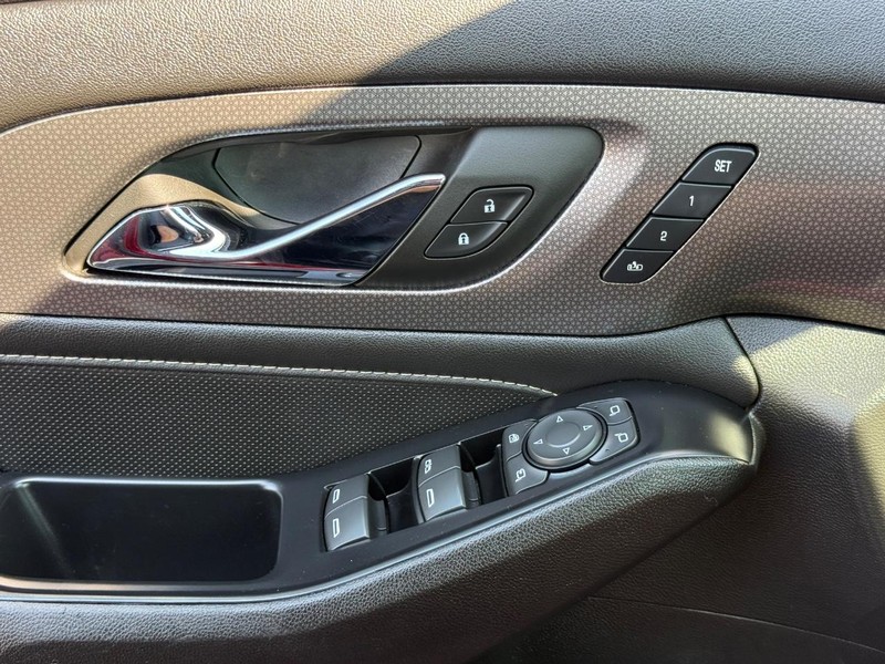 Chevrolet Traverse Vehicle Image 25