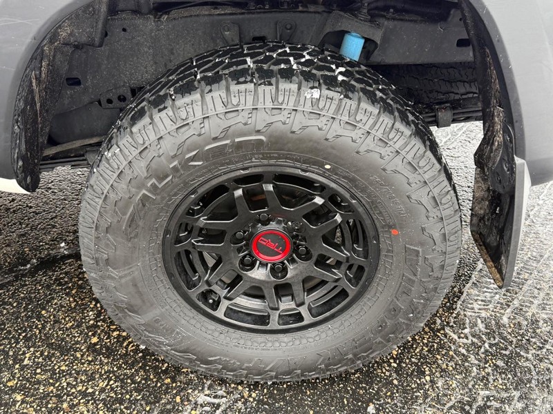 Toyota Tacoma 4WD Vehicle Image 07