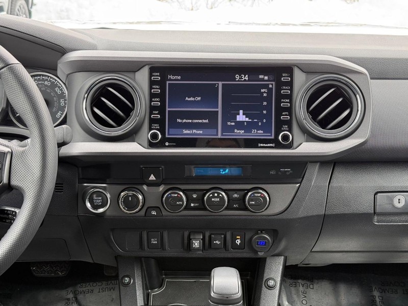 Toyota Tacoma 4WD Vehicle Image 12