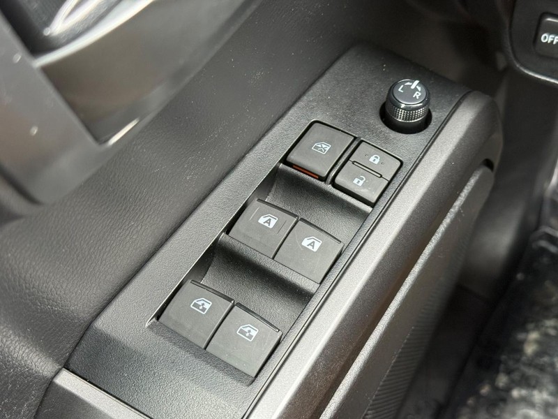 Toyota Tacoma 4WD Vehicle Image 20