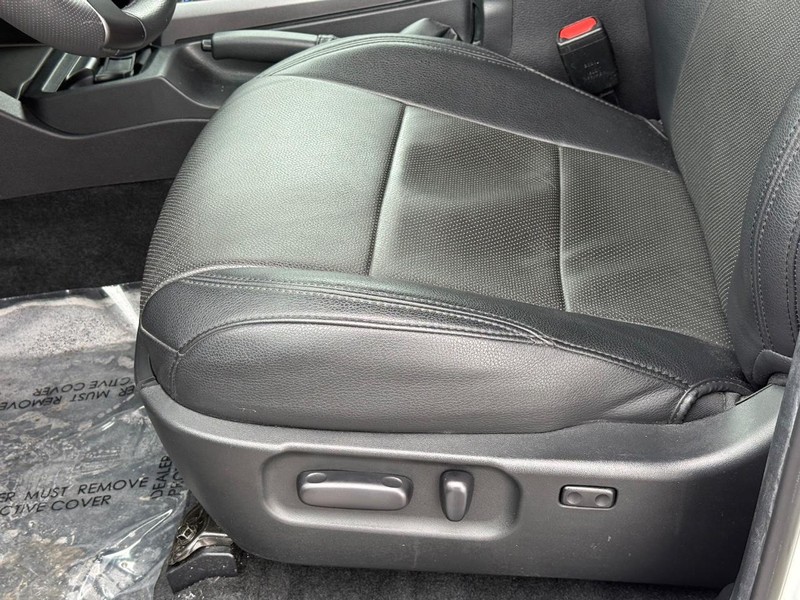 Toyota Tacoma 4WD Vehicle Image 22