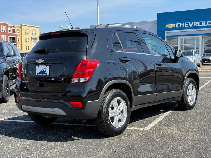 Chevrolet Trax Vehicle Image 03