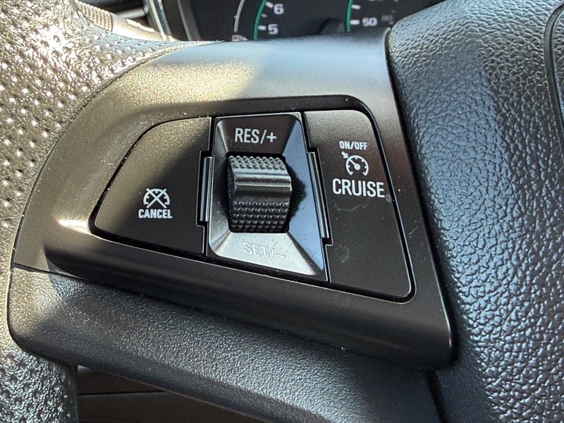 Chevrolet Trax Vehicle Image 13