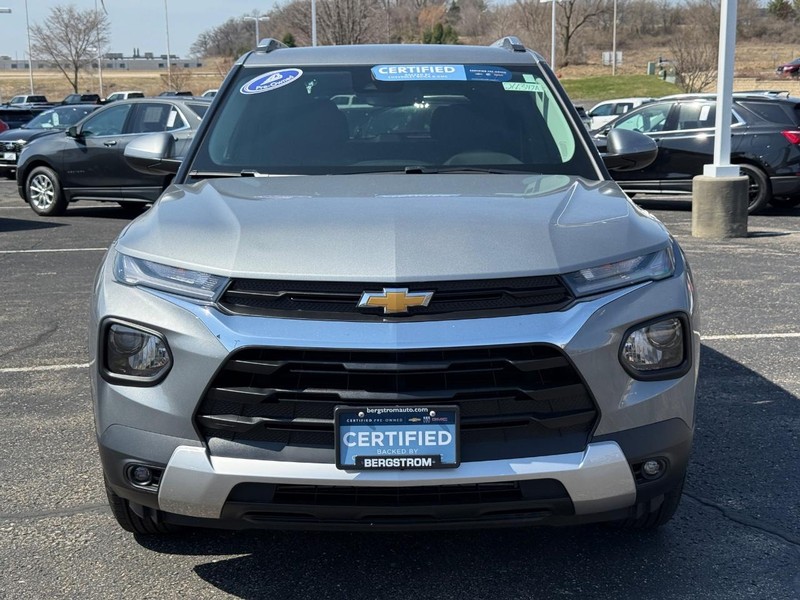 Chevrolet TrailBlazer Vehicle Image 09