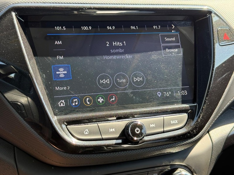 Chevrolet TrailBlazer Vehicle Image 16