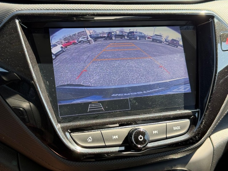 Chevrolet TrailBlazer Vehicle Image 17