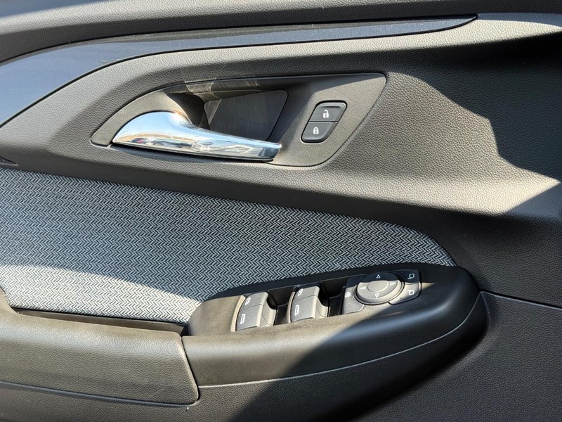 Chevrolet TrailBlazer Vehicle Image 22