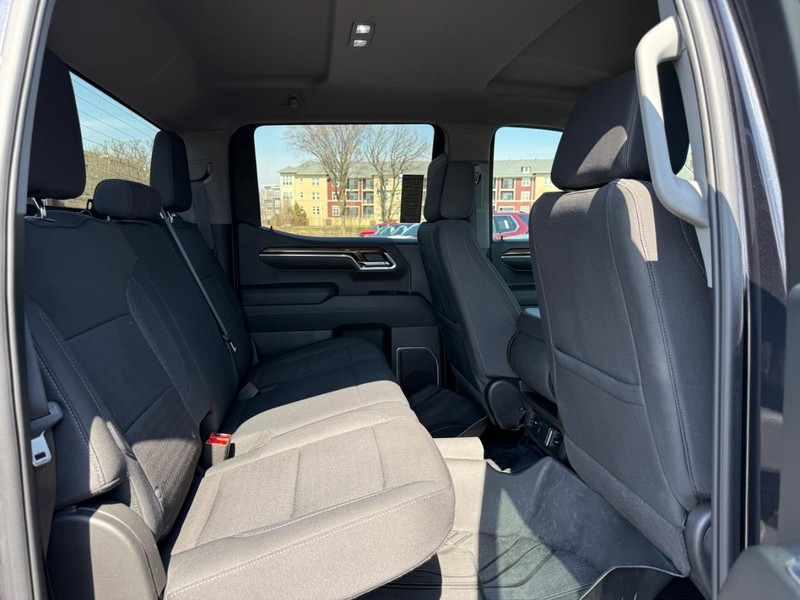 Chevrolet Silverado 1500 Vehicle Image 10