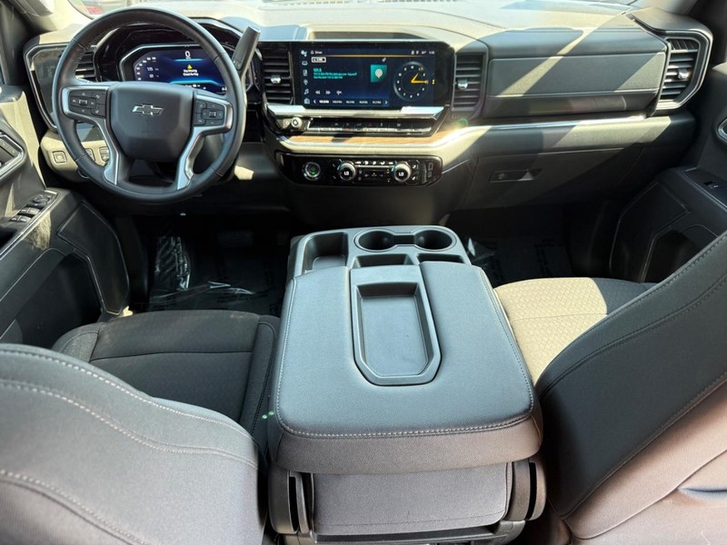 Chevrolet Silverado 1500 Vehicle Image 11