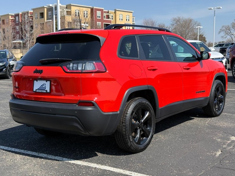 Jeep Cherokee Vehicle Image 03