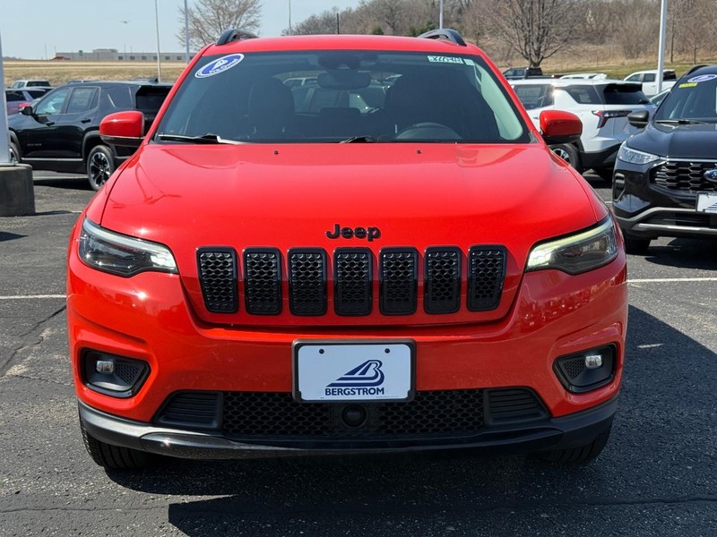 Jeep Cherokee Vehicle Image 09