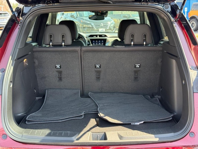 Chevrolet TrailBlazer Vehicle Image 06