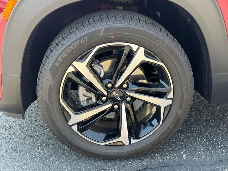 Chevrolet TrailBlazer Vehicle Image 07