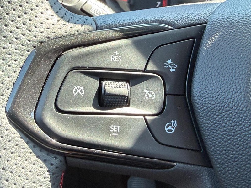 Chevrolet TrailBlazer Vehicle Image 13