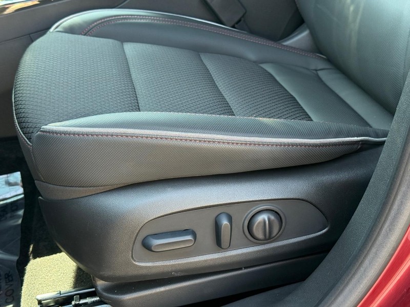 Chevrolet TrailBlazer Vehicle Image 23