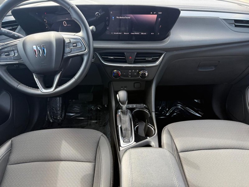 Buick Encore GX Vehicle Image 11