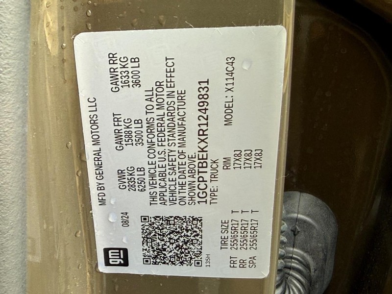 Chevrolet Colorado Vehicle Full-screen Gallery Image 23