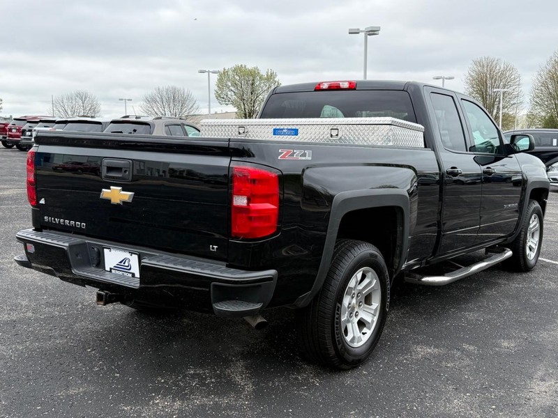 Chevrolet Silverado 1500 Vehicle Image 03