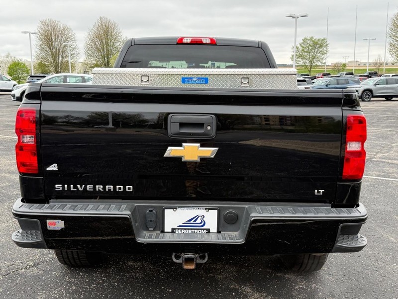 Chevrolet Silverado 1500 Vehicle Image 04