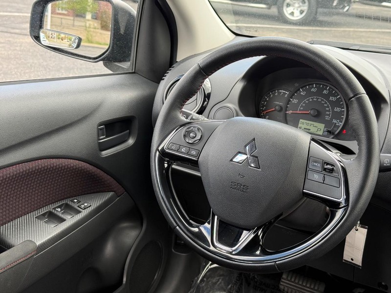 Mitsubishi Mirage Vehicle Image 15