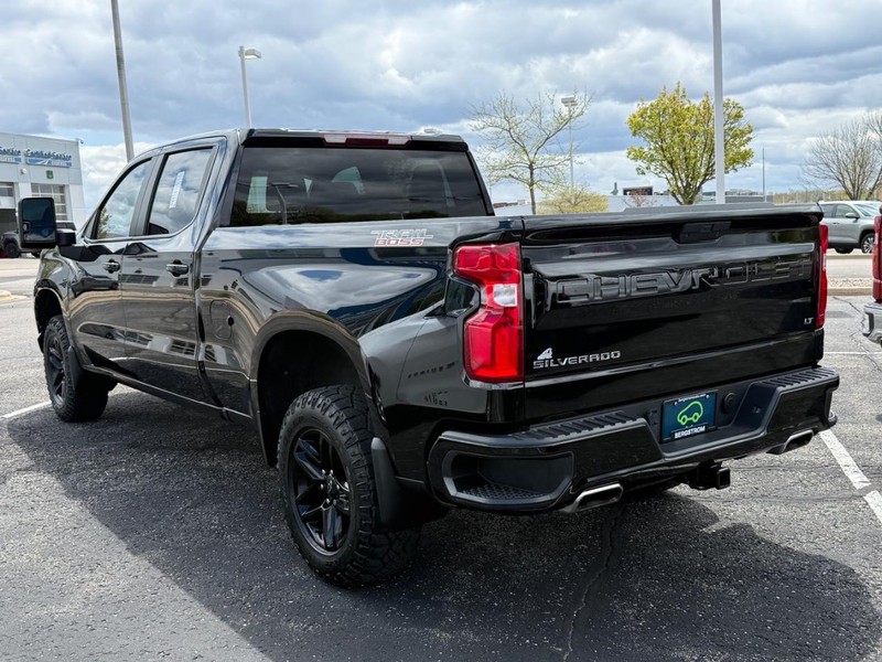 Chevrolet Silverado 1500 LTD Vehicle Image 06
