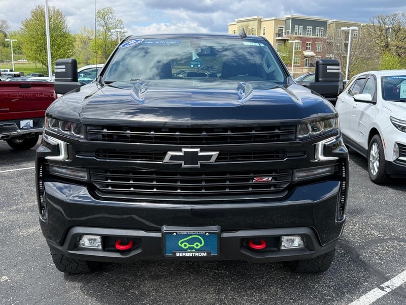 Chevrolet Silverado 1500 LTD Vehicle Image 09