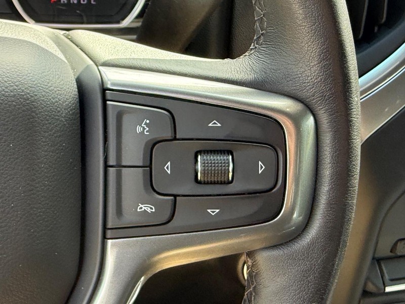 Chevrolet Silverado 1500 LTD Vehicle Image 16