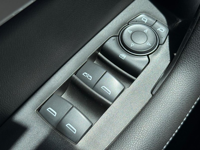 Chevrolet Blazer Vehicle Full-screen Gallery Image 19