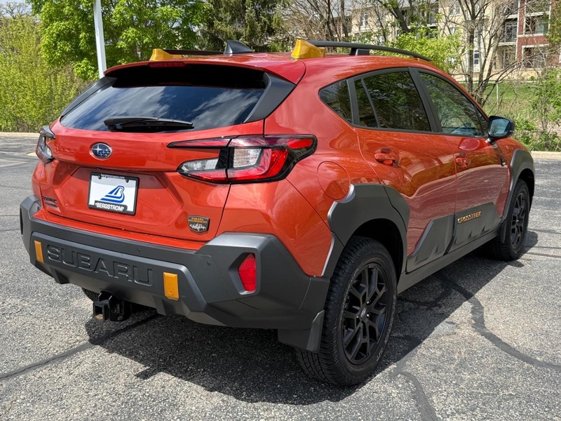 Subaru Crosstrek Vehicle Image 03